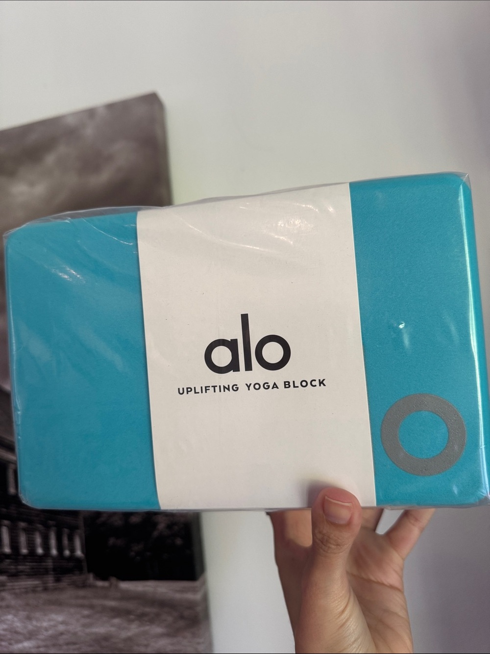 ALO Uplifting YOGA Block Bright Aqua - SOLD OUT COLOR